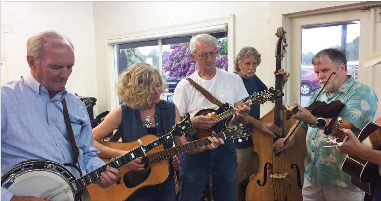 Bluegrass Jam at Matthews Cafeteris, Tucker, GA